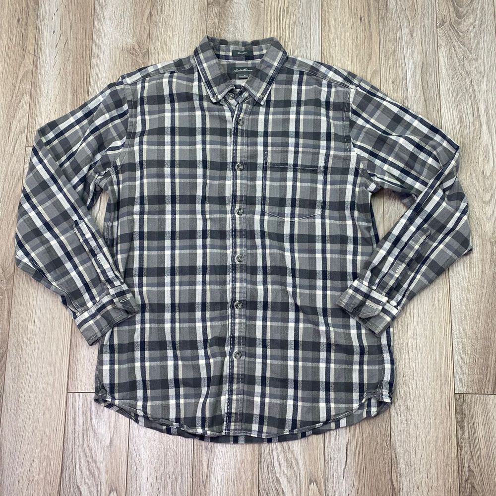 Eddie Bauer Button down Shirt Medium Gray Plaid Long Sleeve relaxed fit‎